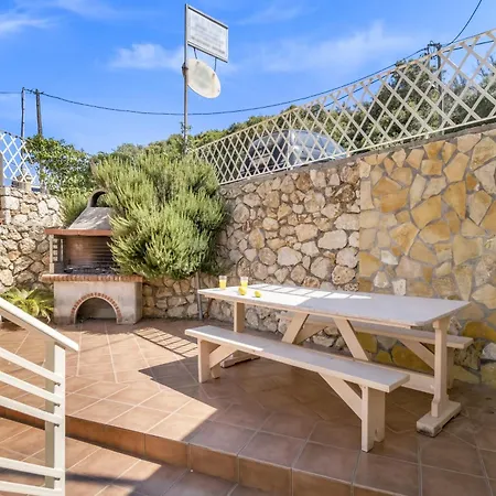 Apartment Oceanida *